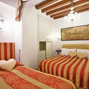 San Luca Flats 3*, Venecia Italia